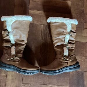 Dream Pairs Tan Winter Boots with Faux Fur